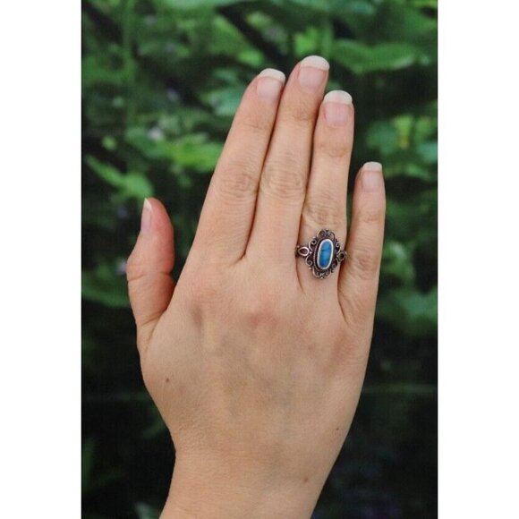 Sterling Silver Natural Turquoise Ring Size 8 - Picture 2 of 8